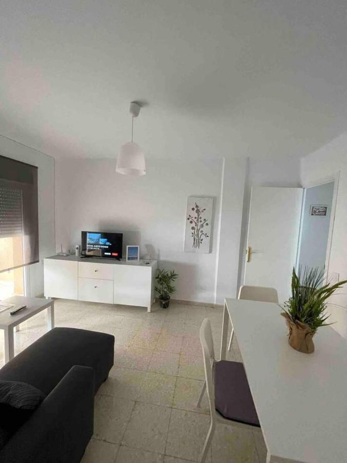 Renovated And Newly Furnished 3 Bedroom Apartment San Fernando Bagian luar foto